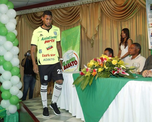 Equipos hondureños presentaron su nueva piel