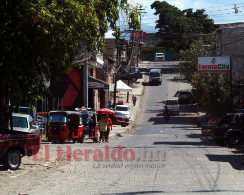 Sin servicio de buses en la Quezada ante dantesco doble crimen