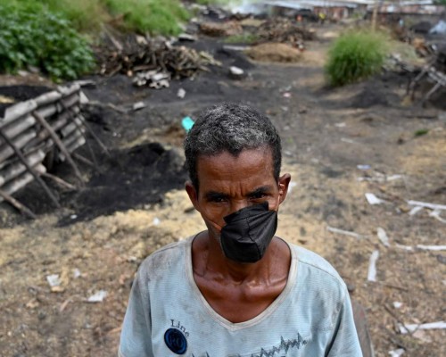 Colombia amplía encierro para los ancianos ante avance de la pandemia