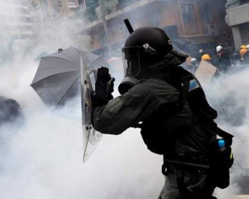 A raíz de las gigantescas manifestaciones el año pasado contra la influencia de Pekín, el régimen del presidente Xi Jinping anunció el mes pasado una ley de seguridad nacional. Foto: AFP