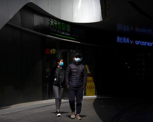 FOTOS: ¿Por qué la gente sale a la calle a desafiar al Covid-19?