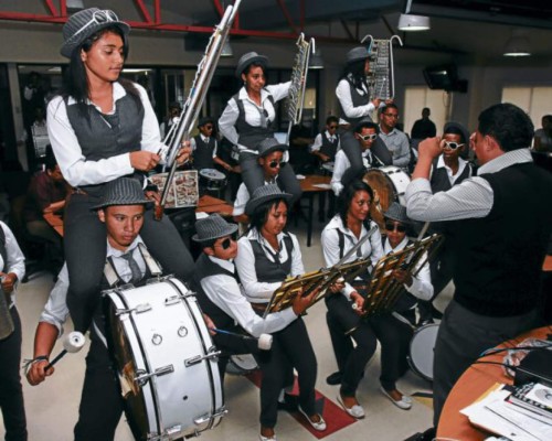 Estos son los colegios ganadores de los desfiles patrios 2017