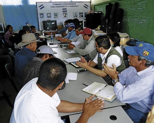 Pretenden atender necesidades de vecinos