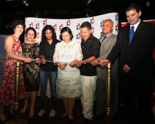 Rubén Salgado gana la XXIV Bienal de Pintura del IHCI