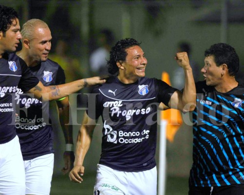 Honduras de El Progreso gana en casa a Real Sociedad y no suelta la cima