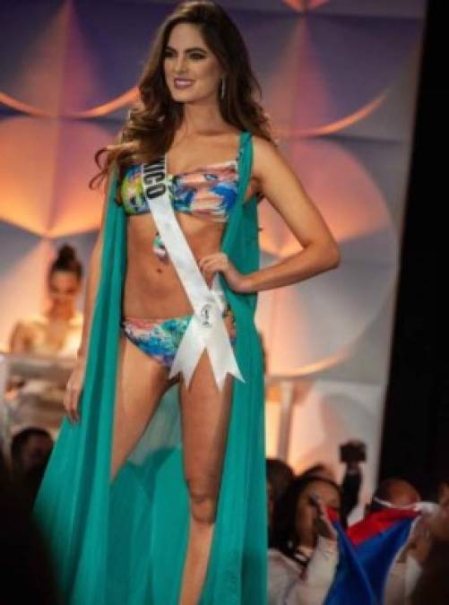 FOTOS: Así desfilaron en traje de baño las candidatas de Miss Universo 2019