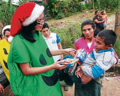 Llenamos de sonrisas a los niños