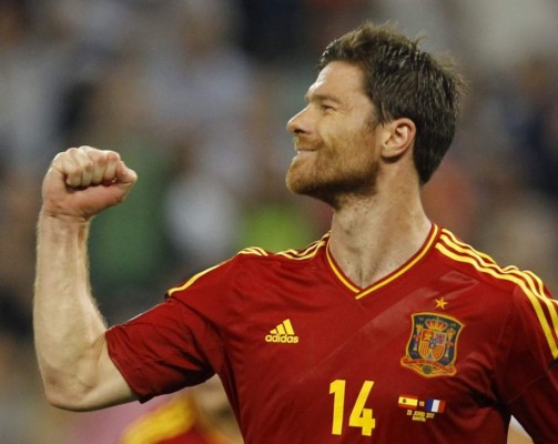 Xabi Alonso anuncia su retiro de la selección española