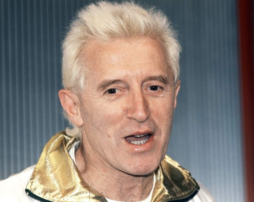 'Veneración' y 'miedo' a famosos de la BBC permitieron abusos sexuales de Savile