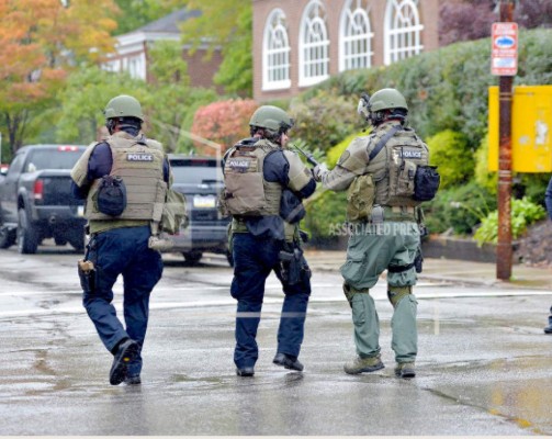 Para Israel tiroteo en sinagoga en EEUU es un ataque 'antisemita horrible'