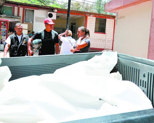 Antecedentes por homicidio y robo tenían jóvenes asesinados en Danlí