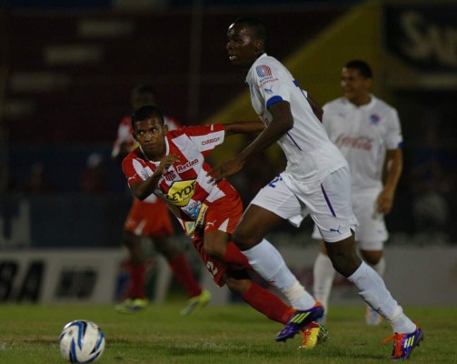 Olimpia golea a Vida y no suelta la cima