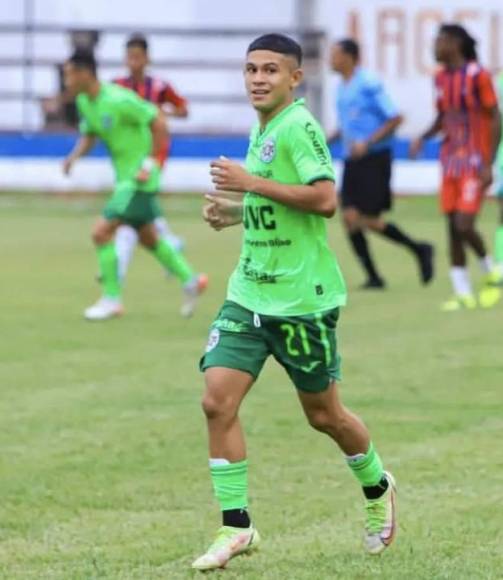 Futbolistas hondureños que se encuentran sin contrato