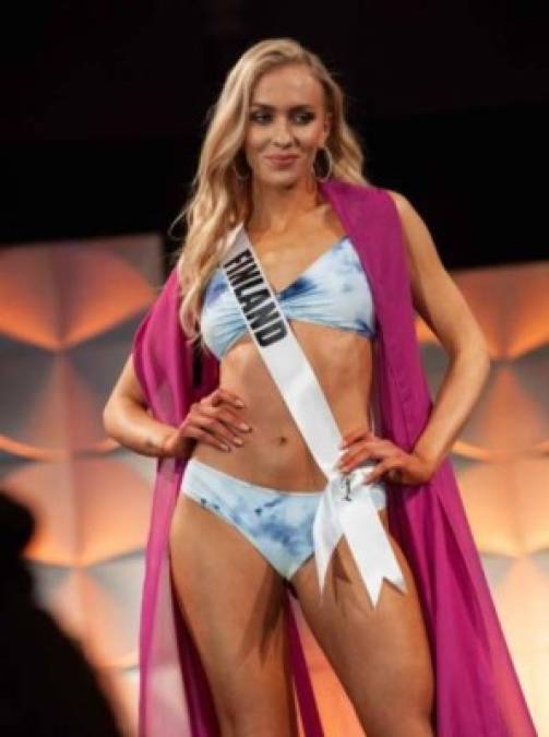 FOTOS: Así desfilaron en traje de baño las candidatas de Miss Universo 2019