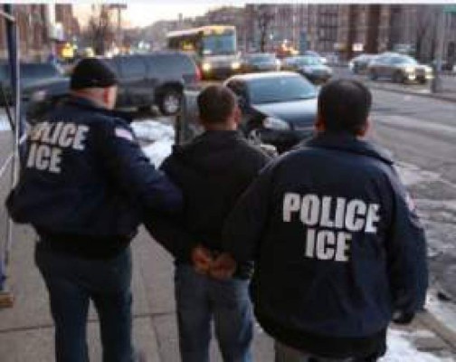 Demócratas están furiosos con el gobierno por deportaciones en EE UU&nbsp;&nbsp;