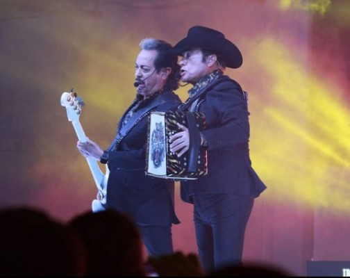 Emma Coronel, en la mira de Los Tigres del Norte como inspiración para un narcocorrido