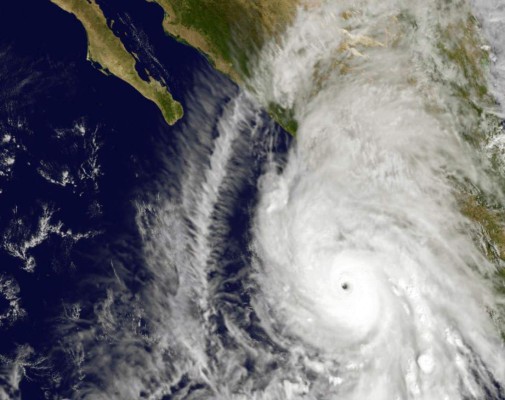 México se prepara para el huracán más grande que jamás ha existido