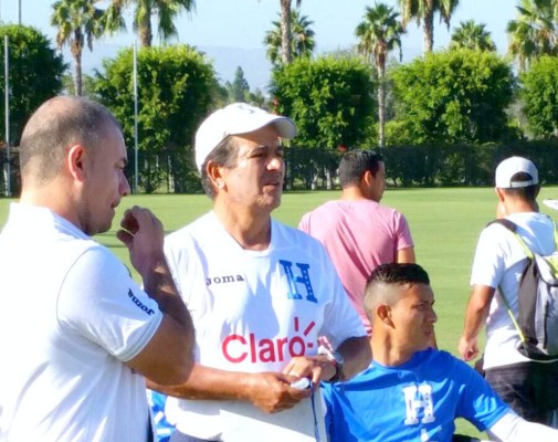 Selección de Honduras Preolímpica se entrenó en Los Ángeles con vista al debut