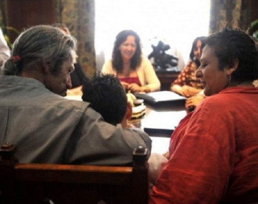 Autorizan cambio de identidad a niño transexual