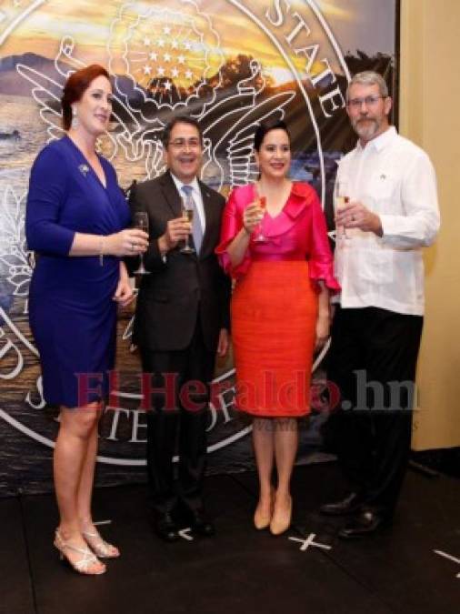 FOTOS: Los invitados a la fiesta de Independencia que celebró la Embajada de EEUU en Tegucigalpa