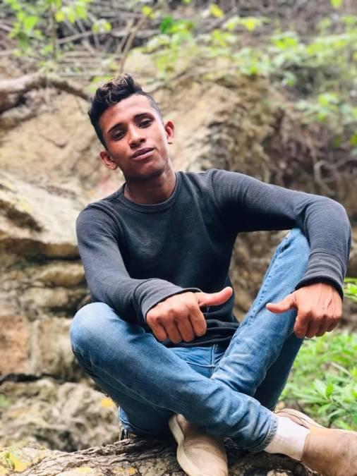 Ángel Lazo, el joven motociclista que murió tras impactar contra camión repartidor en Yoro