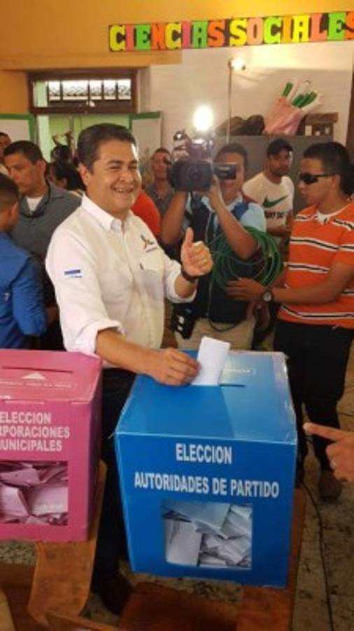 Juan Orlando Hernández: 'Vamos a estar ganando en el primer tiempo”