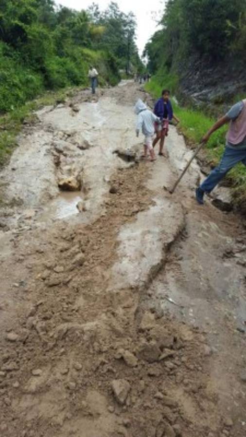 Evacuados, desbordamientos e incomunicados por lluvias en Honduras&nbsp;&nbsp;&nbsp;