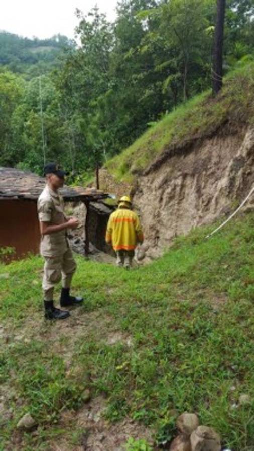 Evacuados, desbordamientos e incomunicados por lluvias en Honduras&nbsp;&nbsp;&nbsp;