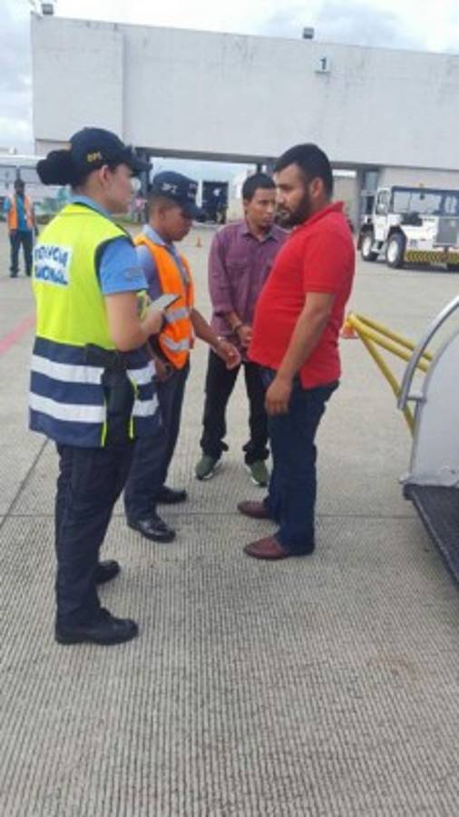 Deportan desde Estados Unidos a tres hondureños con órdenes de captura