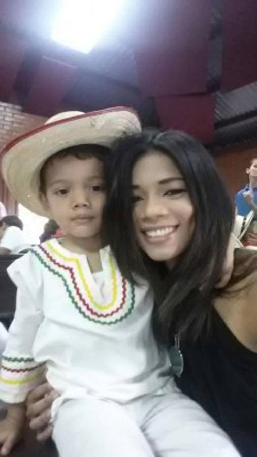 Famosas supermamás que disfrutan a sus hijos