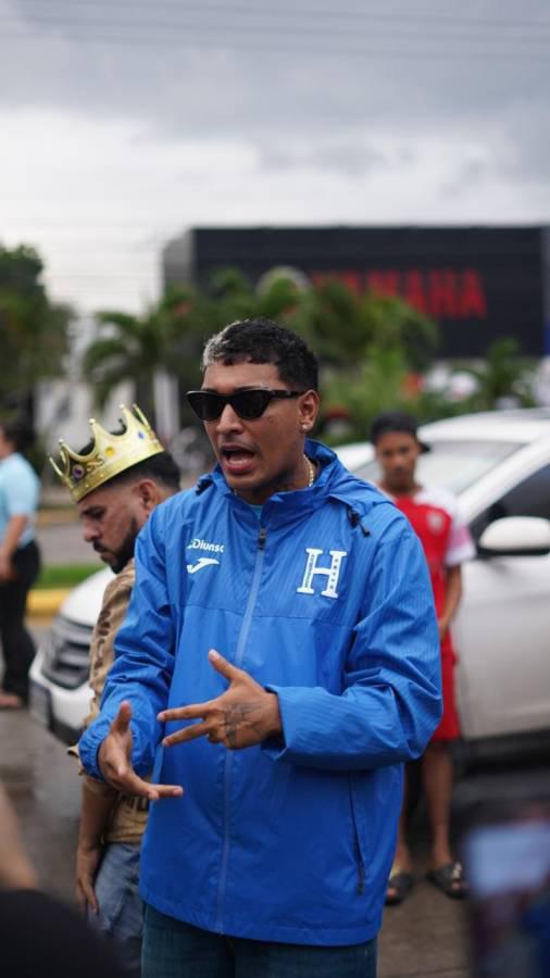 Supremo se reencuentra con su ex y show de portero en conferencia de tiktokers de Honduras y Nicaragua