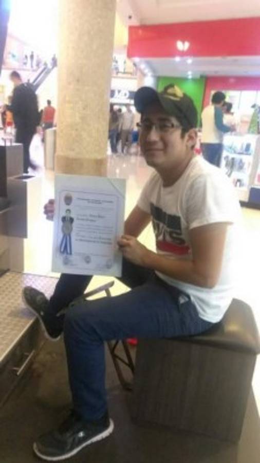 De lustrabotas a administrador de empresas: ahora busca un empleo