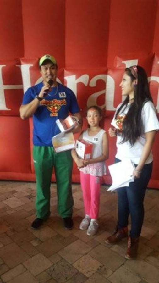 Luis Macías es el Súper Papá EL HERALDO 2017  