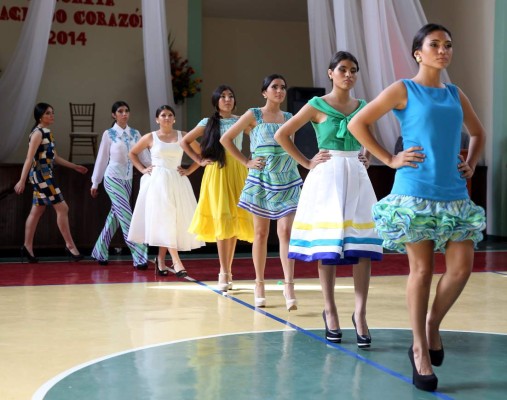 ”Concierto de azul en primavera” de Yoyo Barrientos