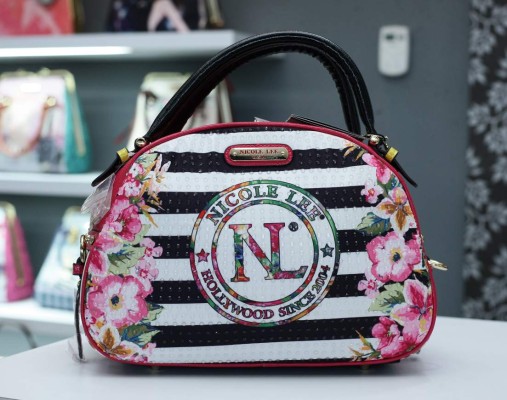 Obras de arte estampadas en carteras