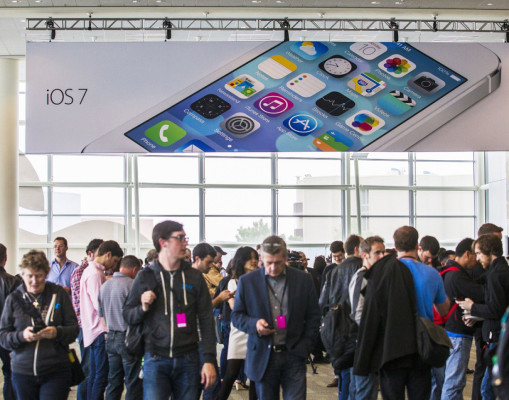 Apple lanza iOS7 para iPhone y iPad
