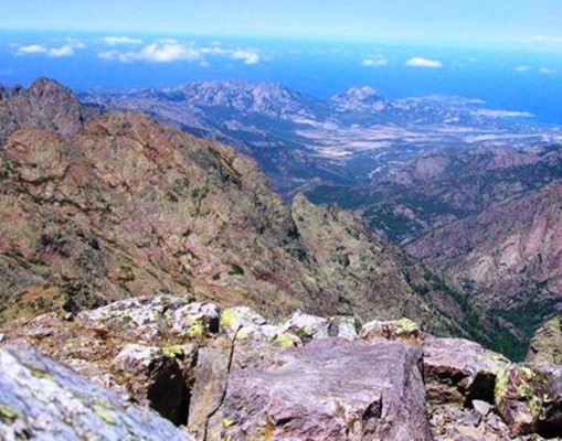 Tres turistas muertos en accidente de montaña en Francia