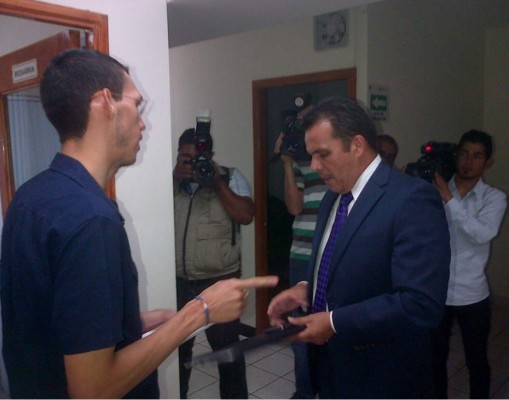 Abogado del 'Negro' Lobo llega al Conadeh