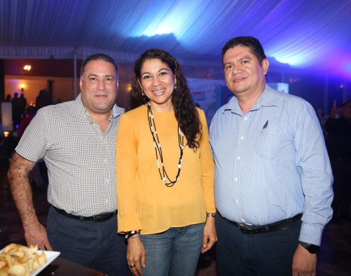 Cervecería Hondureña festeja cien años de espumoso éxito con SalvaVida