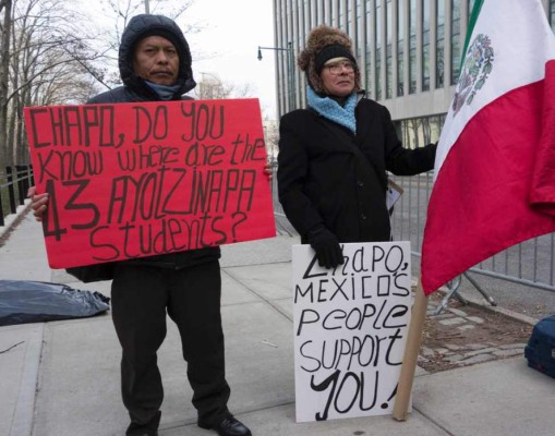 'El Chapo' y su esposa se cruzan en la corte, pero juez niega visita en la cárcel&nbsp; &nbsp;&nbsp;