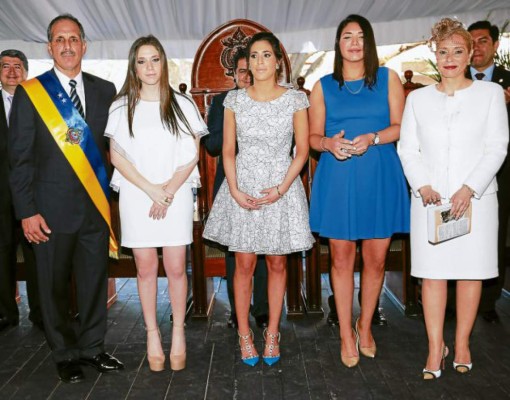 Elegancia en el traspaso de mando de Alcaldía Municipal