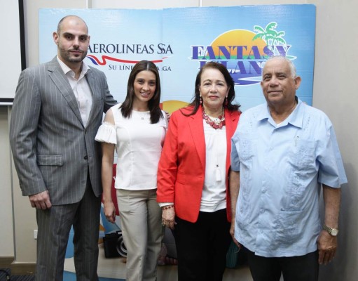Importante alianza empresarial para promover el turismo en Roatán