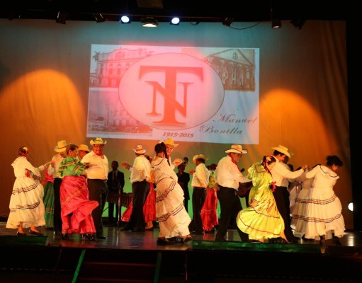 Honduras: Encuentro de danzas en el Teatro Nacional