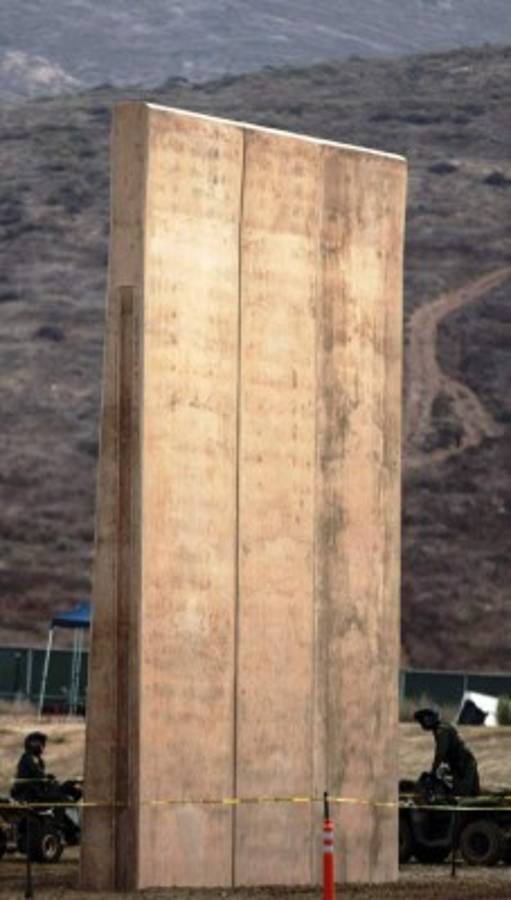 Inicia construcción del 'odiado' muro fronterizo de Trump en California 
