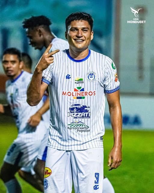 Jugadores que abandonaron sus equipos a medio torneo de Liga Nacional: Revelan los motivos