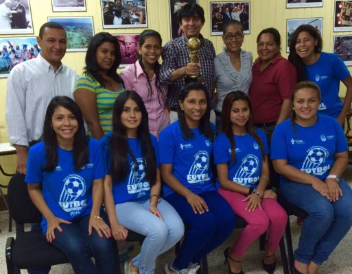 Periodistas salen subcampeonas en la UNAH