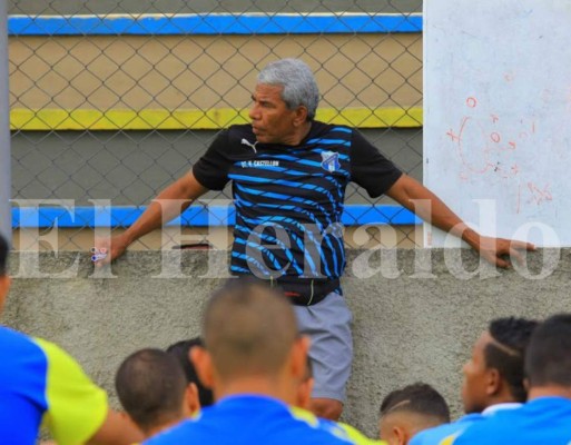 Habla el Súper Líder con autoridad: 'No por guapos somos los líderes'