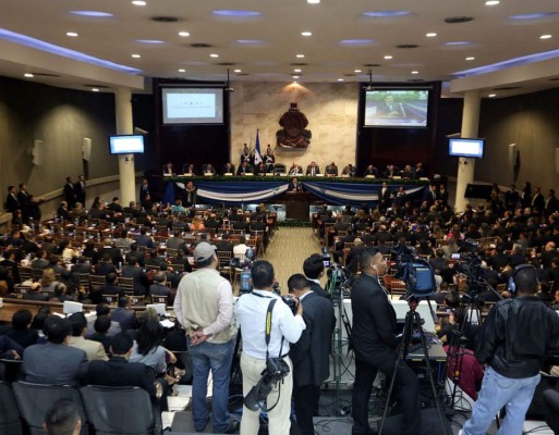 La seguridad social, agenda del Congreso Nacional para 2015