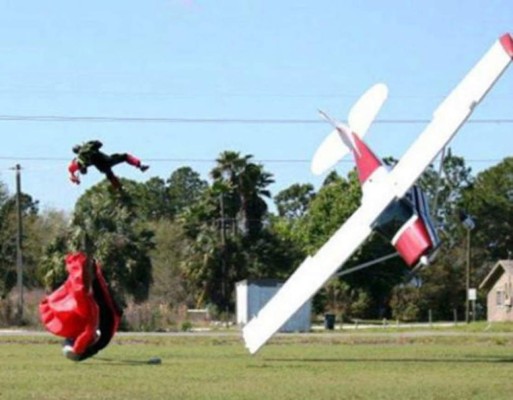 Paracaidista es embestido por avioneta