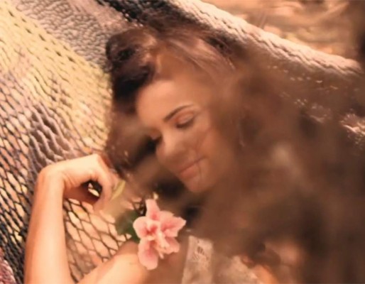 &nbsp;Ricardo Arjona estrena video musical, grabado en Roatán